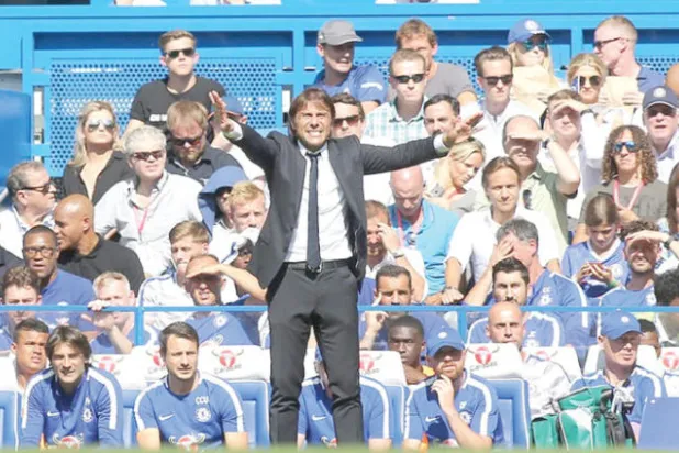 إتقان الإنجليزية عامل مهم لحصد الألقاب في إنجلترا