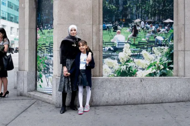 بانا العابد... طفلة تحررت من حصار حلب بفضل تغريداتها