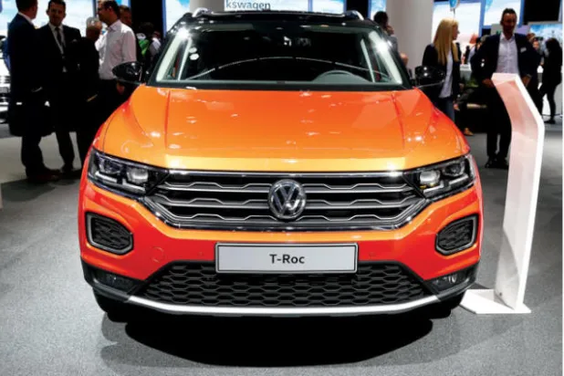 فولكسفاغن تقلص شبكة موزعيها وتتوجه إلى التسويق الإلكتروني