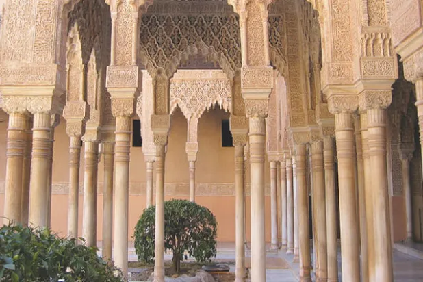 سياسيات التأثير الثقافي