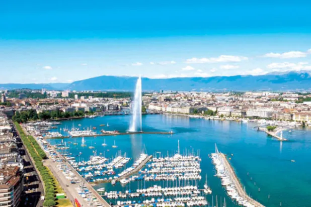 جنيف يخنقها جبل «مون بلان» وتتنفس من النافورة