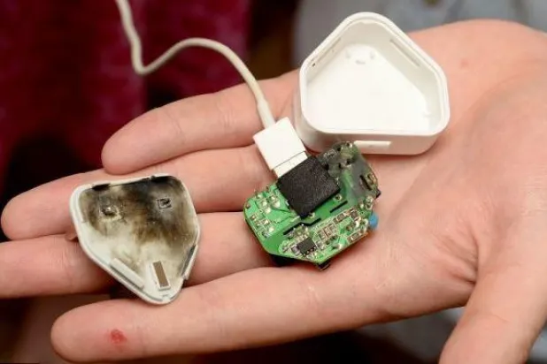 شاحن هاتف «آي فون» يصعق فتاة فيتنامية حتى الموت