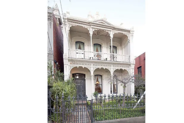 النمو السكاني ونقص المعروض يرفعان أسعار المنازل في ملبورن الأسترالية