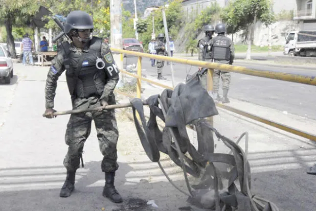 منع تجول في هندوراس بانتظار إعلان الفائز في الانتخابات الرئاسية