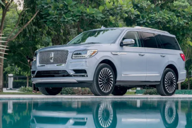 «نافيغيتور» تعكس الفخامة الهادئة