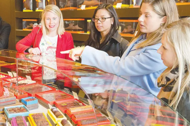 جولات تبدأ بالسكّر وتنتهي بالجبنة في أرقى أحياء لندن