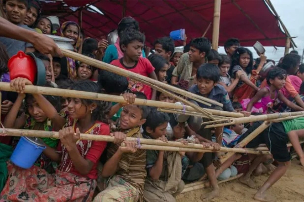 منظمات إنسانية تهدد بمقاطعة مخيمات للاجئي الروهينغا في ميانمار