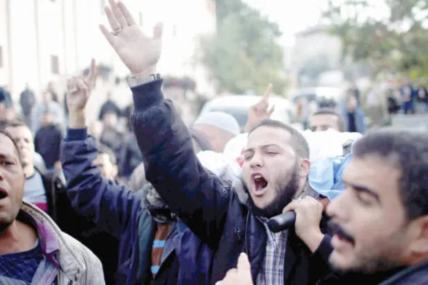 المواجهات تتواصل في الضفة وغزة... ومقتل عنصرين من «الجهاد» بتفجير