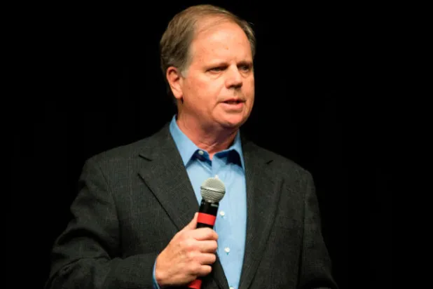 انتصار المرشح الديمقراطي في ألاباما يربك الجمهوريين