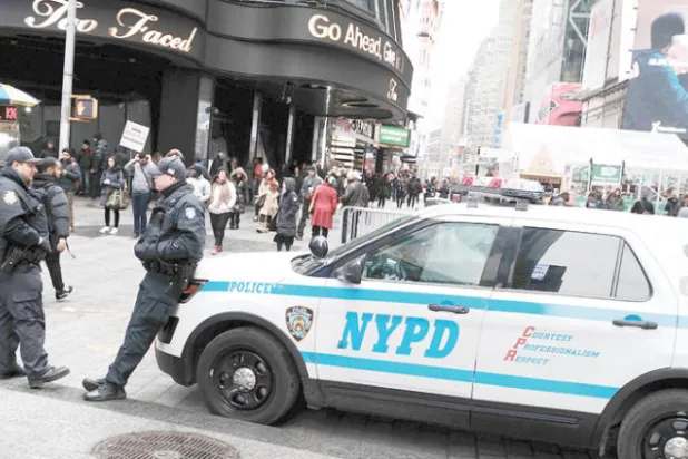 خبراء أميركيون يحذرون من متطرفي الداخل المستعدين للانتقام لـ «داعش»