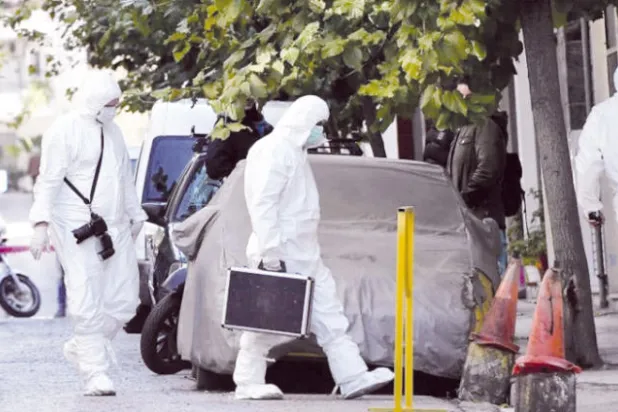 اليونان: إرهابيون يهددون بحقن الطعام بحمض «الهيدروكلوريك» في متاجر السوبر ماركت