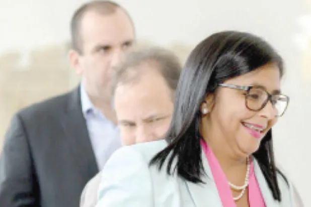 فنزويلا تطرد السفير البرازيلي والقائم بالأعمال الكندي