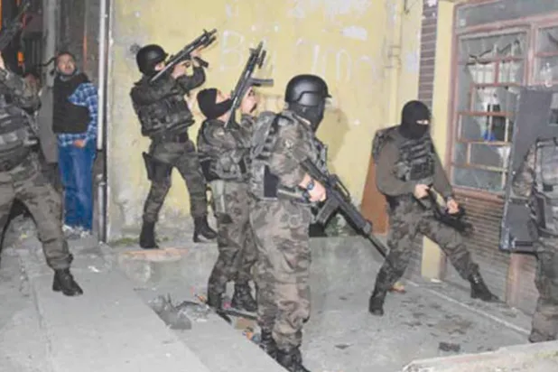 تركيا: اعتقال 33 أجنبياً في حملات على خلايا «داعش»