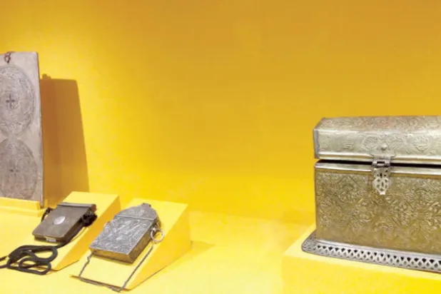 نماذج من المعروضات الدينية