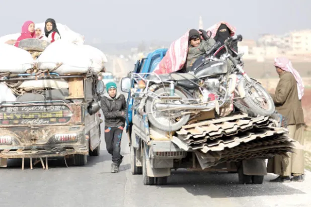 قوات النظام تسيطر بغطاء روسي على 57 بلدة جنوب إدلب