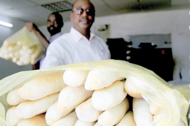 السودان يواجه أزمة خبز حادة مع قفزة أسعار الطحين