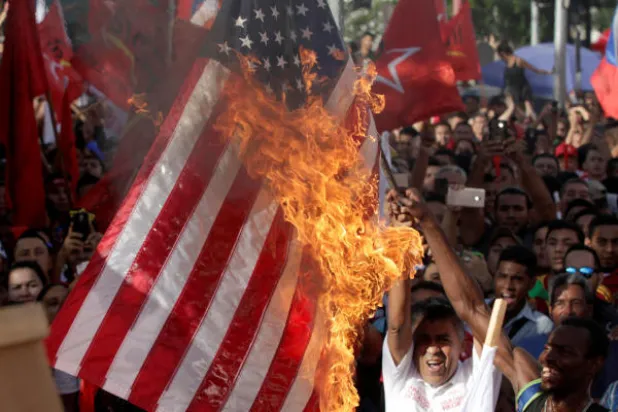 هندوراس: تظاهرات حاشدة ضد إعادة انتخاب الرئيس