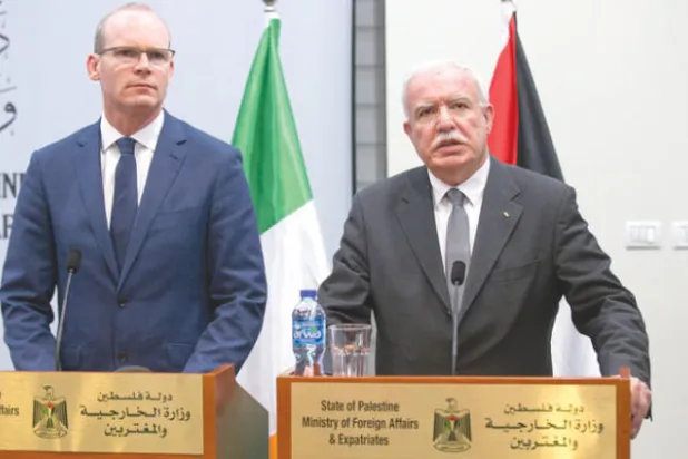 وزير الخارجية الآيرلندي يزور غزة ويشدد على موقف بلاده من القدس