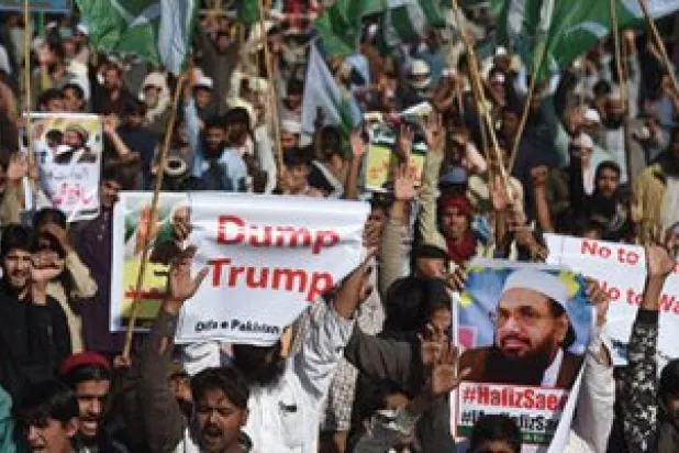 احتجاجات عارمة وسط باكستان ردا على تغريدات ترمب 