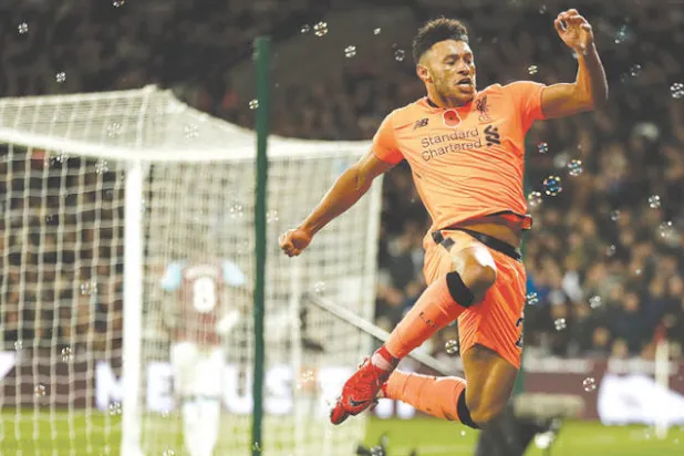 تشامبرلين: رحيل كوتينيو فرصة لتثبيت مكاني أساسياً