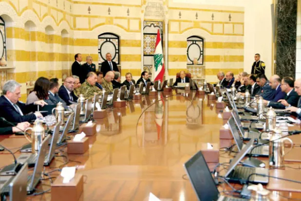 عون يعتبر بناء إسرائيل جداراً «تهديداً للإستقرار»