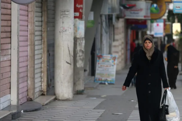 أسواق غزة بلا بضائع ولا مشترين