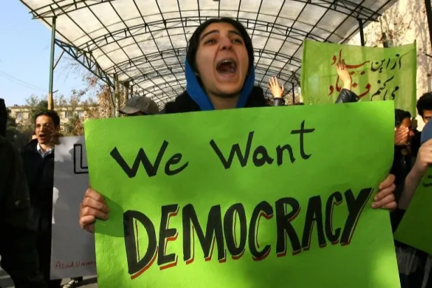 Opposition Official to Asharq Al-Awsat: Iranian Regime Is a Soviet Product