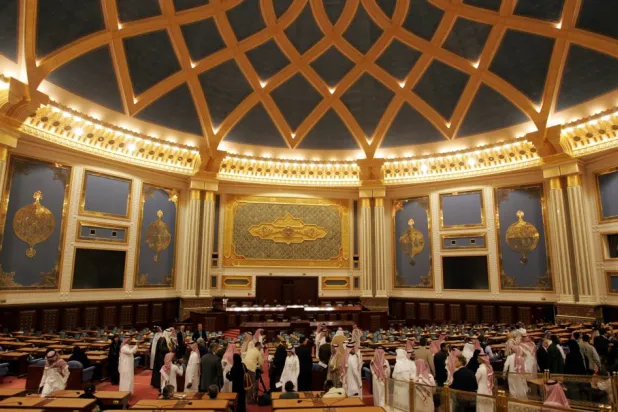 Saudi Shura Council Approves Studying Proposals on Amending National Citizenship Law