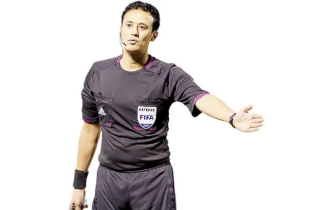 مرعي العواجي: كلاتنبيرغ ظلم فرق الوسط باختياراته «التحكيمية»