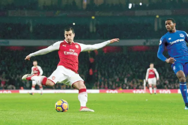 التعاقد مع المواهب الشابة وتحويلها إلى نجوم ميزة فقدها فينغر