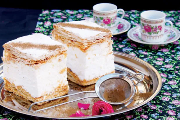 {تشورو} حلوى اسبانيا الأولى