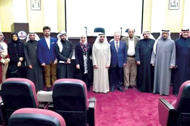 رابطة الأدباء الكويتيين تمنح العضوية لغير المواطنين