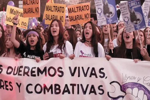 المرأة الإسبانية تعلن الإضراب احتجاجاً على ظروف العمل وتعسف الرجل