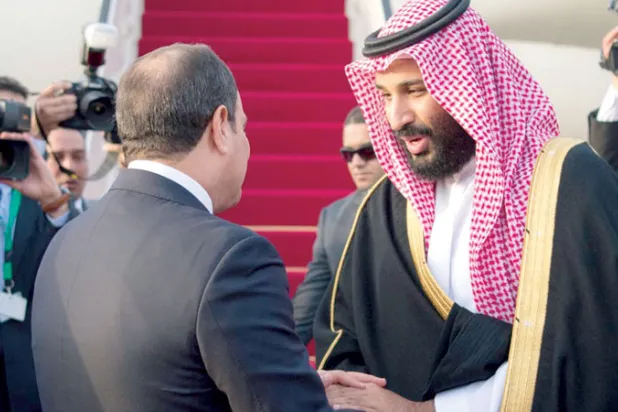 الرئيس السيسي في مقدمة مودِّعي ضيف بلاده الأمير محمد بن سلمان في مطار القاهرة الدولي (واس)