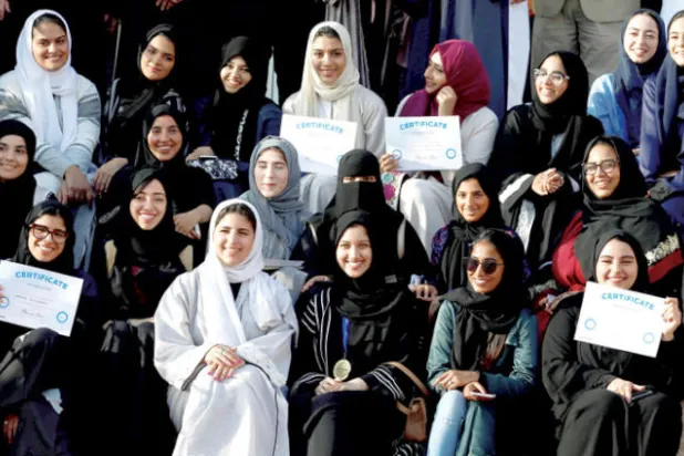 دعوات المساواة ووقف التحرش تهيمن على يوم المرأة