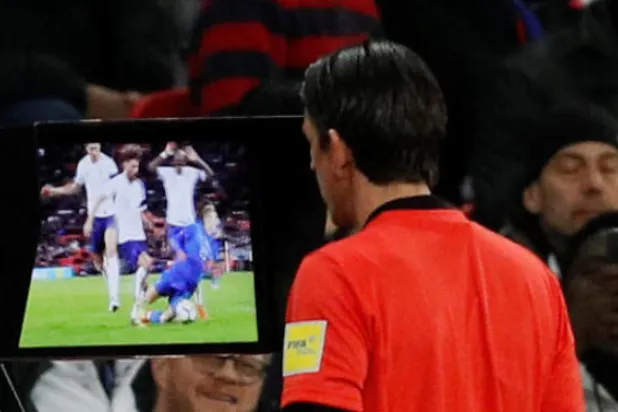 الجدل يتجدد حول «حكم الفيديو» قبل مونديال روسيا