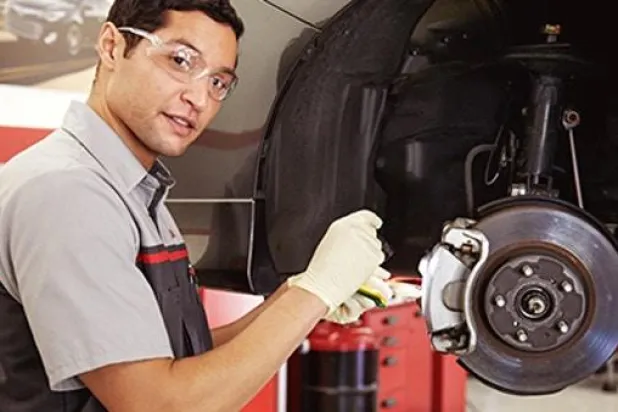 تويوتا تسحب أكثر من مليون سيارة بأنحاء العالم