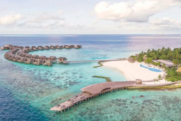 سانت ريجيس المالديف فوميولي يحصد جائزة دولية عن تصميمه الهندسي