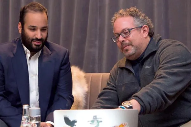 ولي العهد يطّلع على عرض عن شركة {ماجيك ليب} ومنتجاتها (واس)