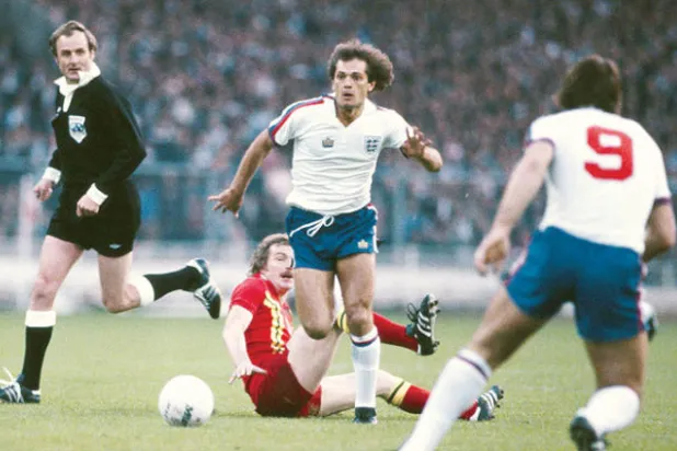 ويلكنز قاد المنتخب الانجليزي في بطولات دولية عدة («الشرق الأوسط»)