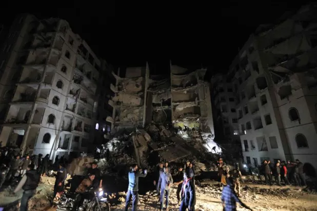 (انفجار هز مدينة إدلب (أ.ف.ب)