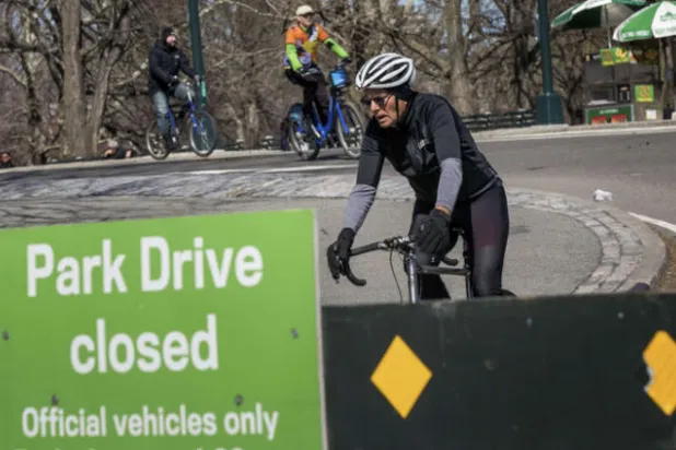 «سنترال بارك» في نيويورك بلا سيارات اعتباراً من يونيو