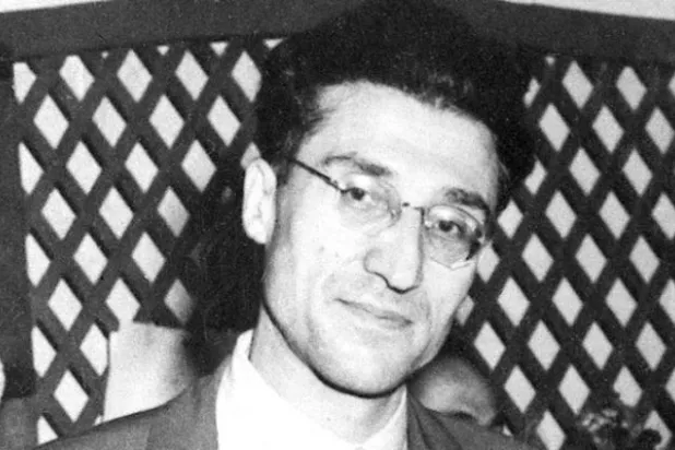 بافيزي... شاعر الفاجعة الإنسانية