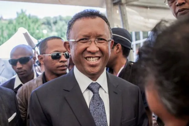 المعارضة في مدغشقر تواصل المطالبة باستقالة الرئيس {فوراً}