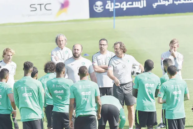 اليوم... الأخضر يختبر الهجومية بودية الجزائر