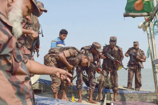 مهربو المخدرات يستغلون معاناة الروهينغا لتعزيز نشاطهم