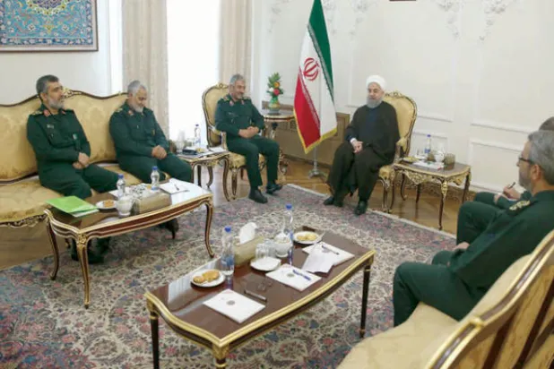 إيران... تراجع الساسة وظهور العسكر