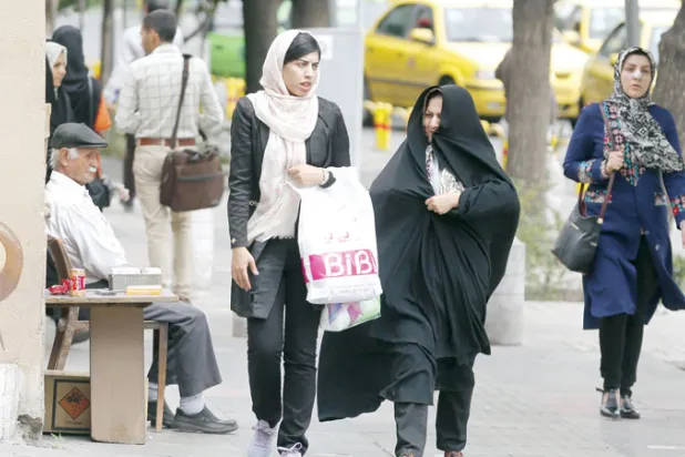 انسحاب ترمب يضاعف معاناة الإيرانيين