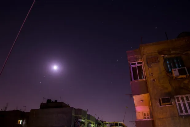 اقتران كوكبي زحل والمريخ («الشرق الأوسط»)