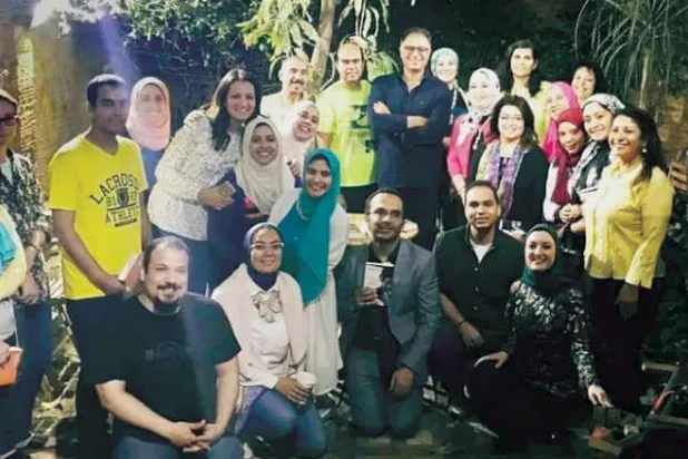 «أندية القراءة» في الإنترنت... مكتبات مفتوحة على مدار الساعة